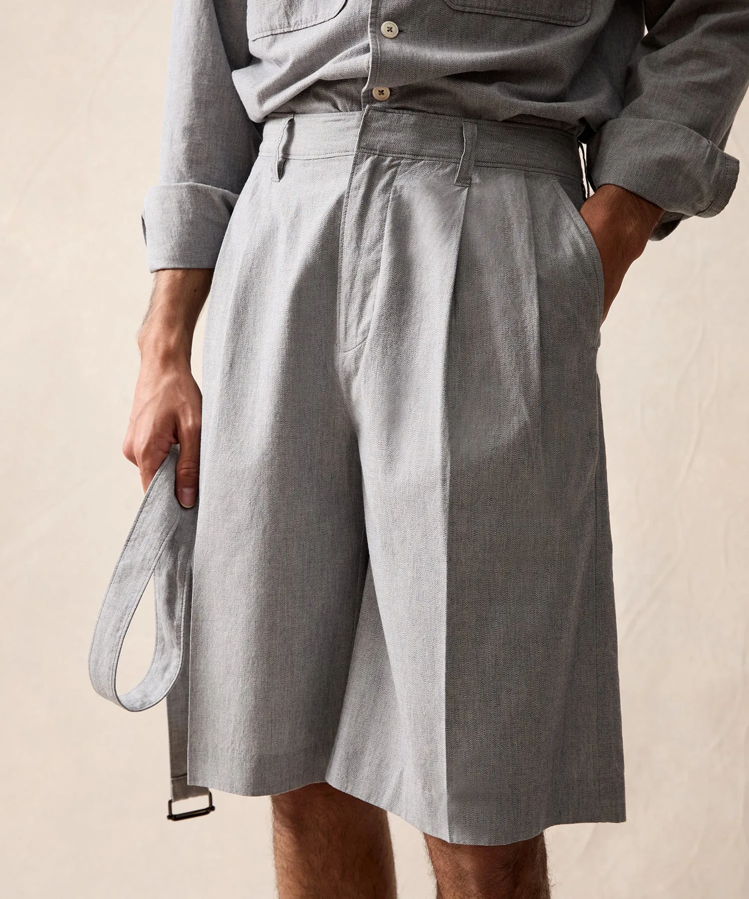 11" Japanese Belted Short in Light Grey