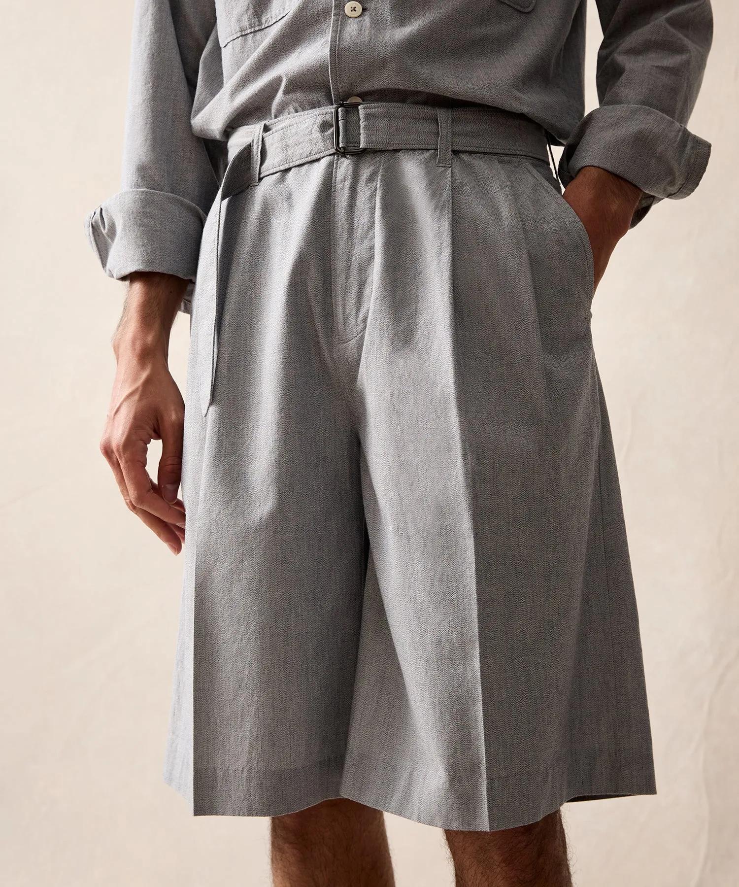 11" Japanese Belted Short in Light Grey