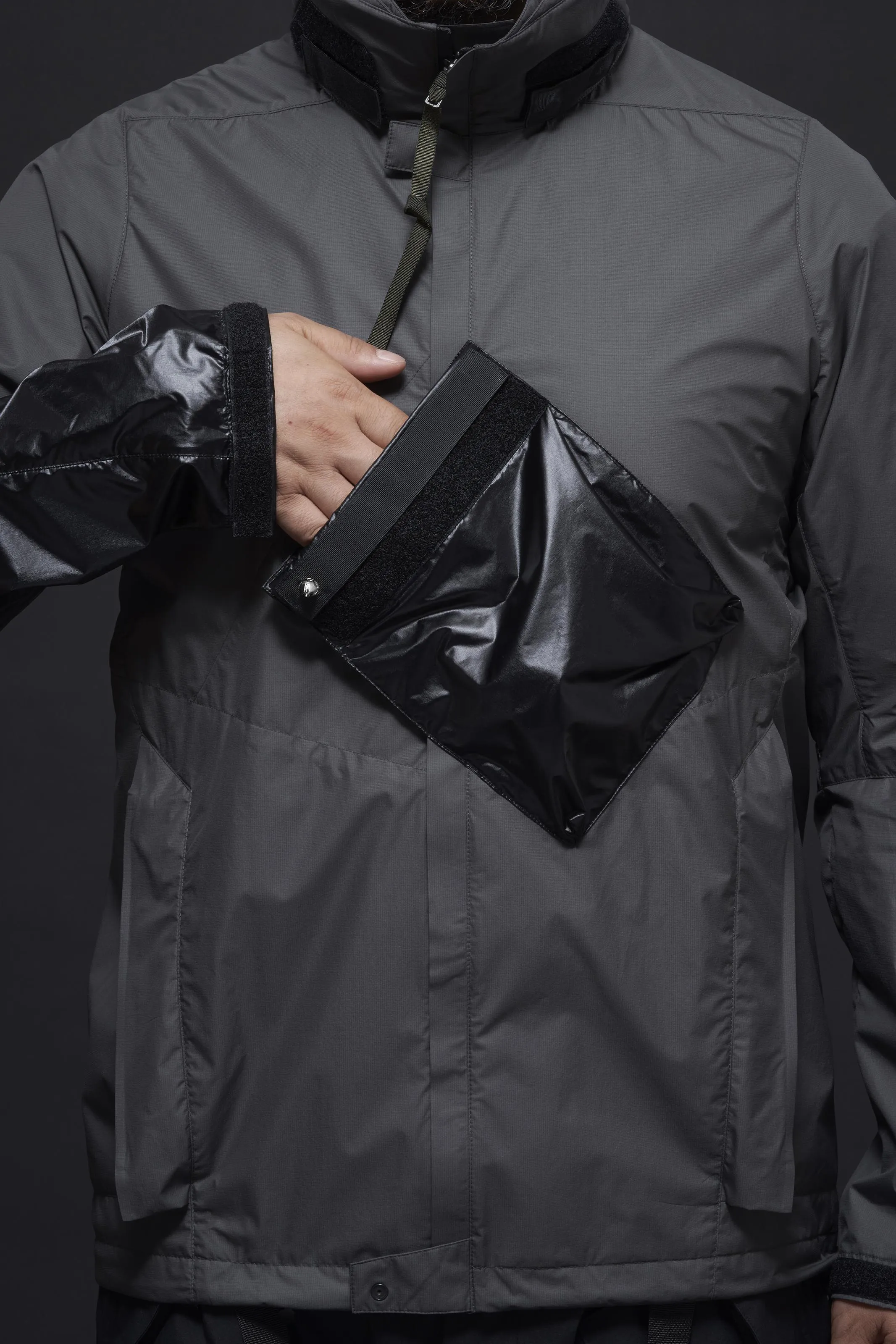 J36-WS Windstopper® Interops Jacket - Black
