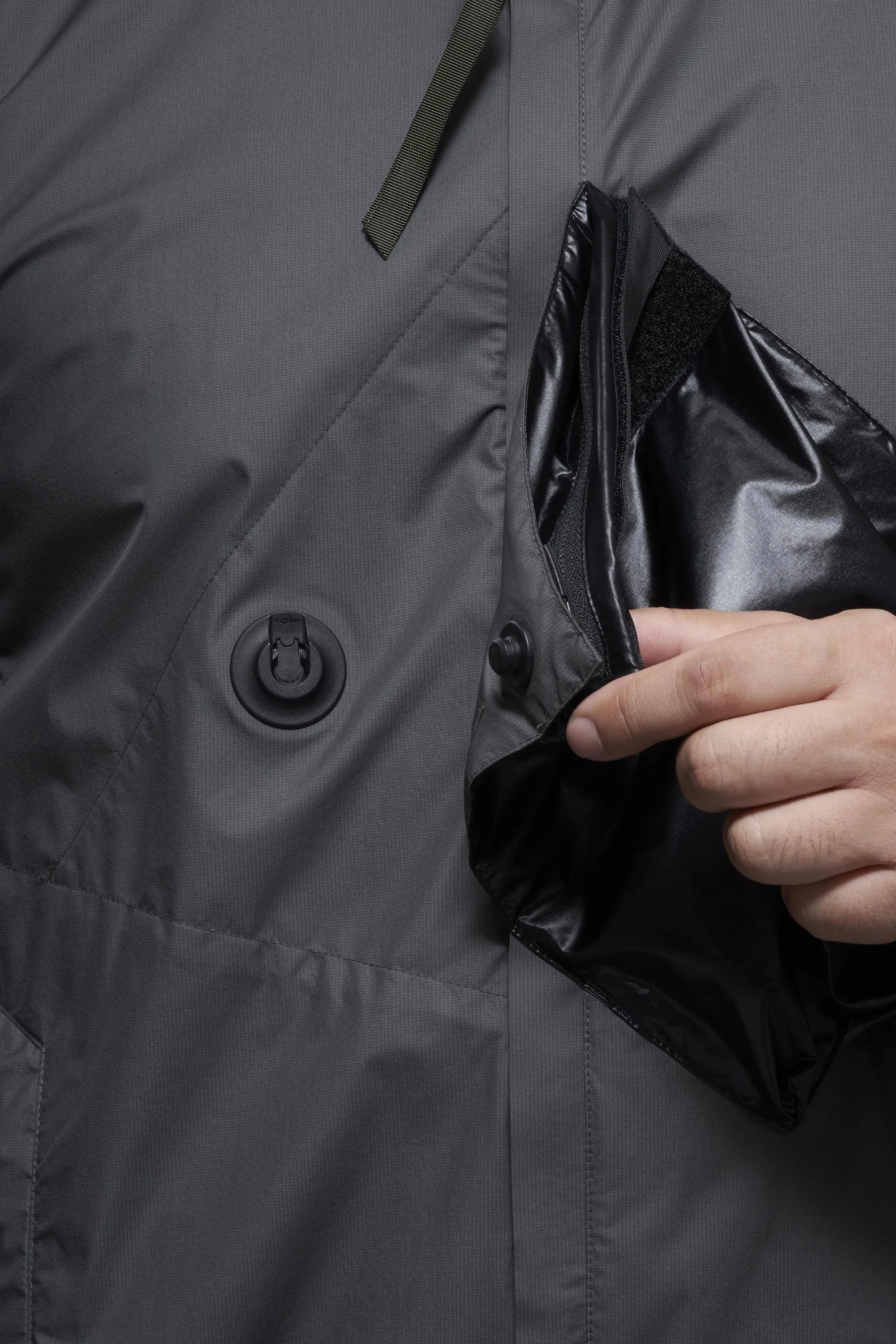 J36-WS Windstopper® Interops Jacket - Black